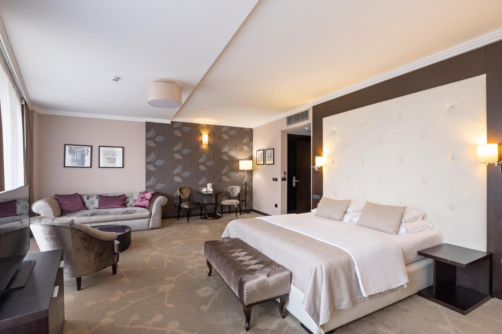 Hotel Constantine The Great Belgrade Exterior photo